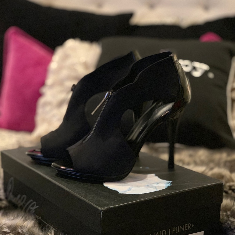 Donald Pliner Stilettos 👠👠